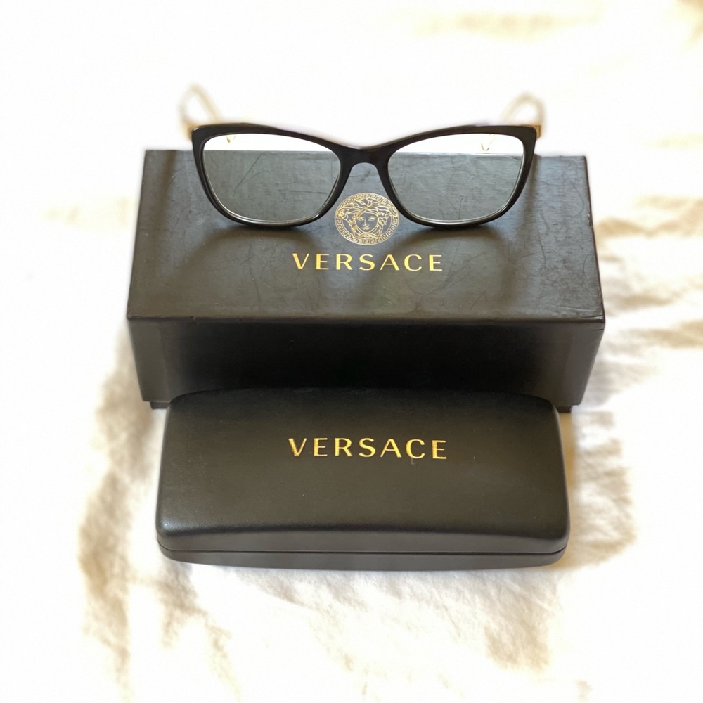 VERSACE eye where
